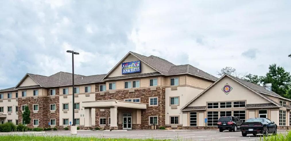 Amerivu Inn And Suites - Chisago City Ngoại thất bức ảnh