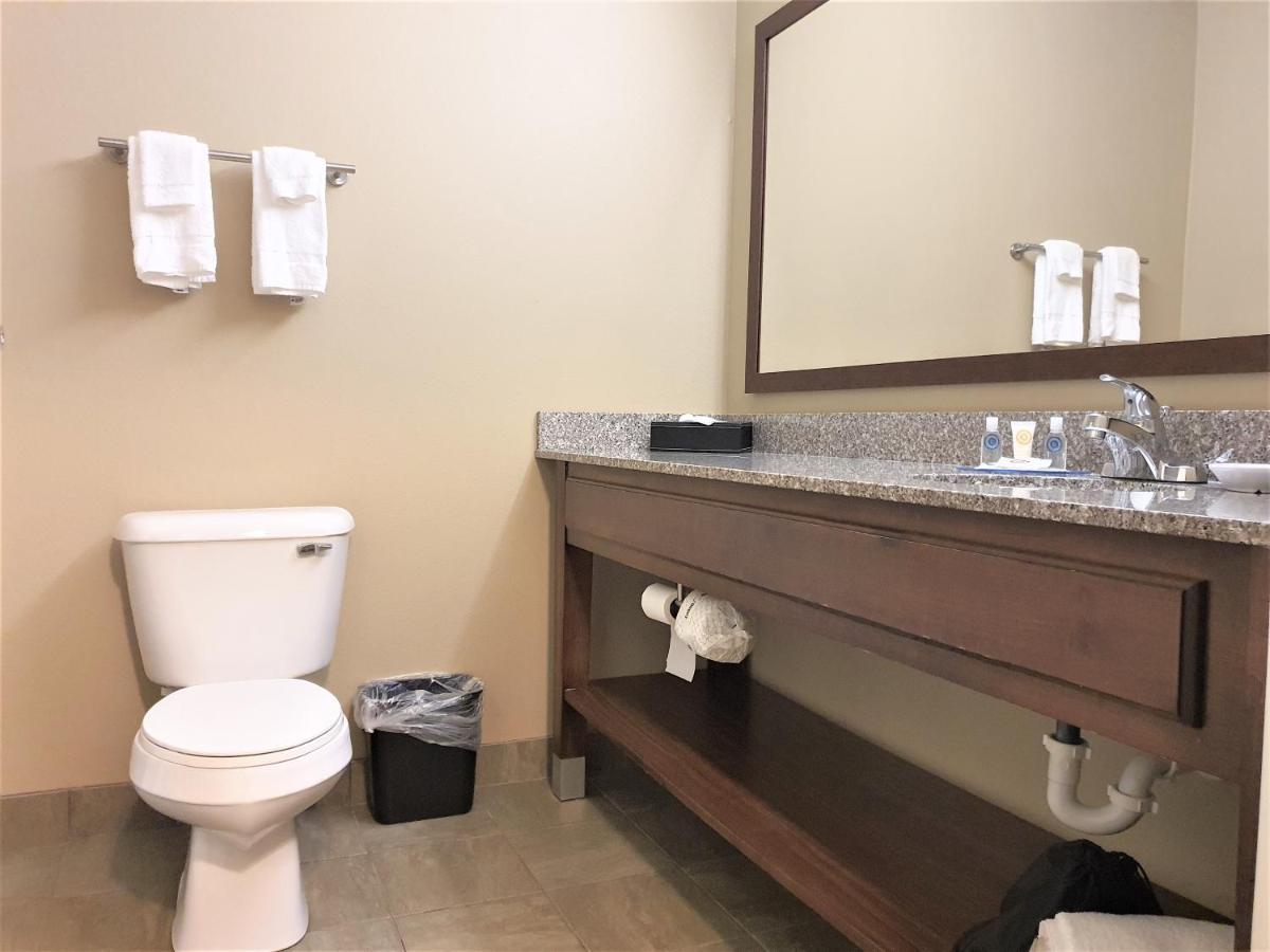 Amerivu Inn And Suites - Chisago City Ngoại thất bức ảnh