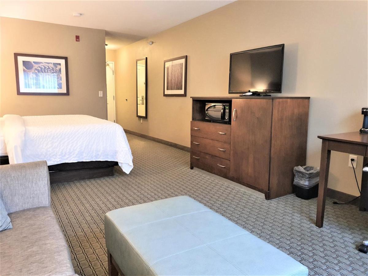 Amerivu Inn And Suites - Chisago City Ngoại thất bức ảnh