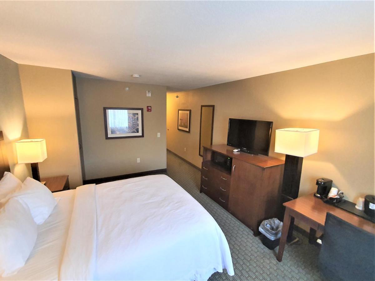 Amerivu Inn And Suites - Chisago City Ngoại thất bức ảnh