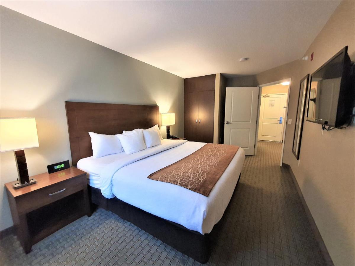 Amerivu Inn And Suites - Chisago City Ngoại thất bức ảnh