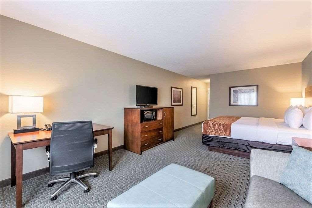 Amerivu Inn And Suites - Chisago City Phòng bức ảnh